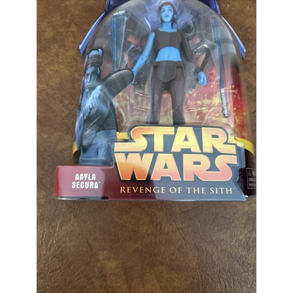 Star Wars Black Series Aayla Secura Revenge of the Sith 20th Anniversary - Picture 5 of 9